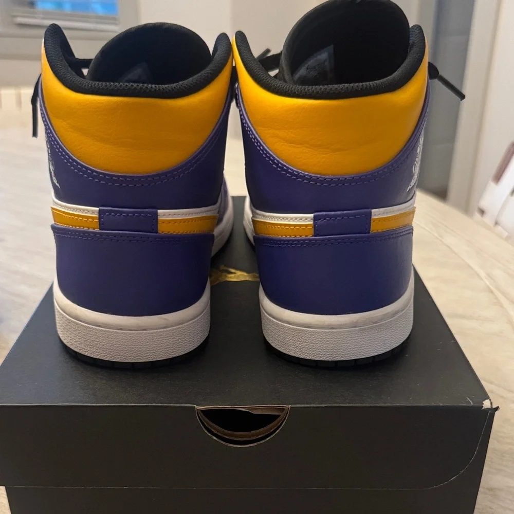 Air Jordan 1 Mid - Black, Purple & Gold - Picture 3 of 10